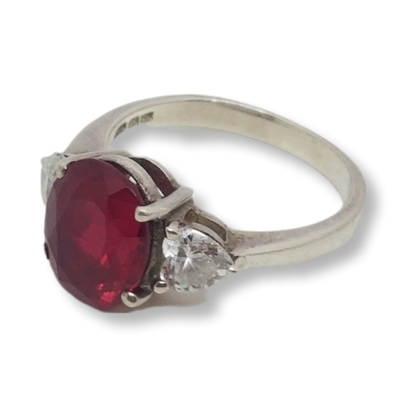 STERLING SILVER, RUBY & CZ VINTAGE KOREA LADIES RING - Picture 5 of 6